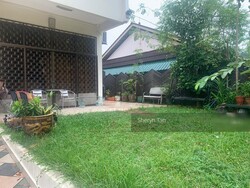 Upper Changi Road (D16), Semi-Detached #253586591